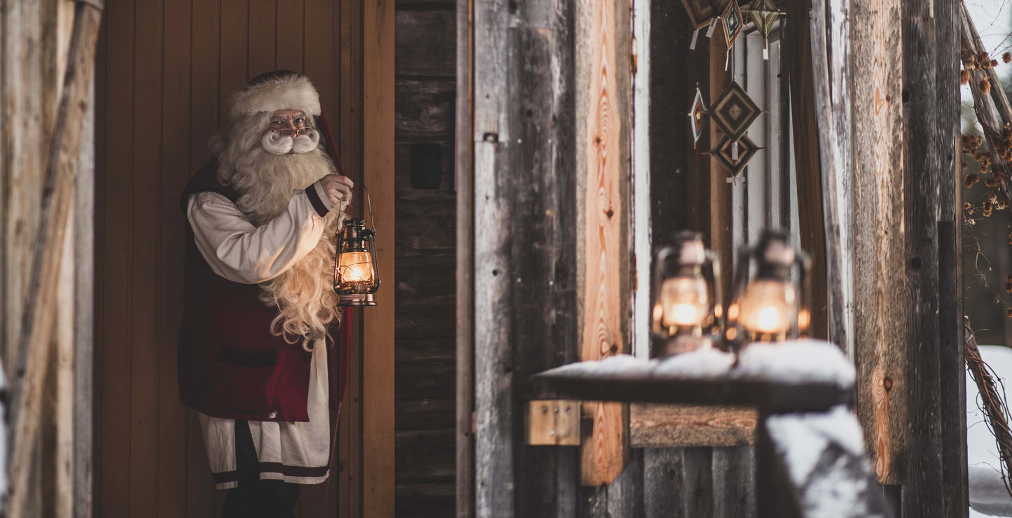 Moment with Santa - Santa Claus meeting at Santa's hidden hut in Äkäslompolo, Lapland, Finland